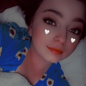 Meet your Posher, Salina